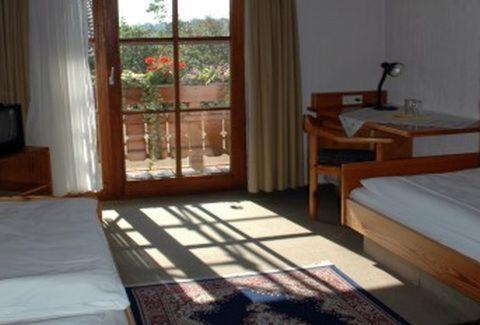 Hotel Glueck Ebersbach an der Fils Room photo